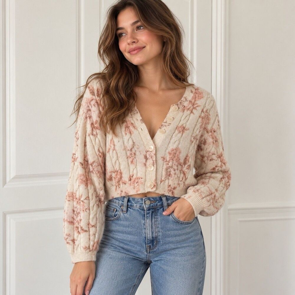 Sincerely Jules Floral Cable Knit Cropped Cardigan Sweater Cream Pink M